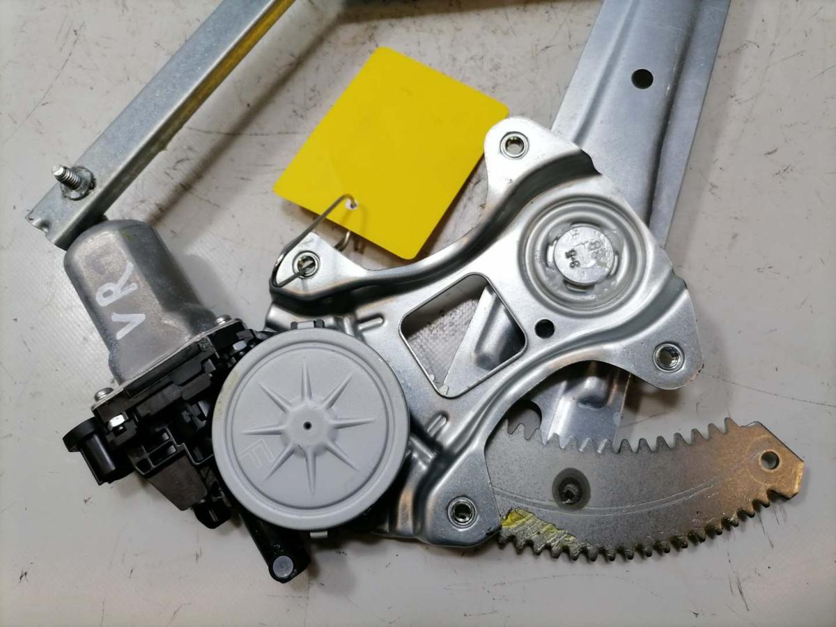 Mitsubishi Eclipse Cross original Fensterheber vorn rechts elektrisch Bj.2023